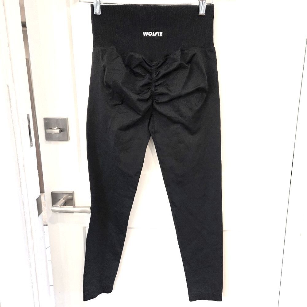 Spanx Wolfie Black Scrunch Butt Leggings High Waisted Athleisure XL